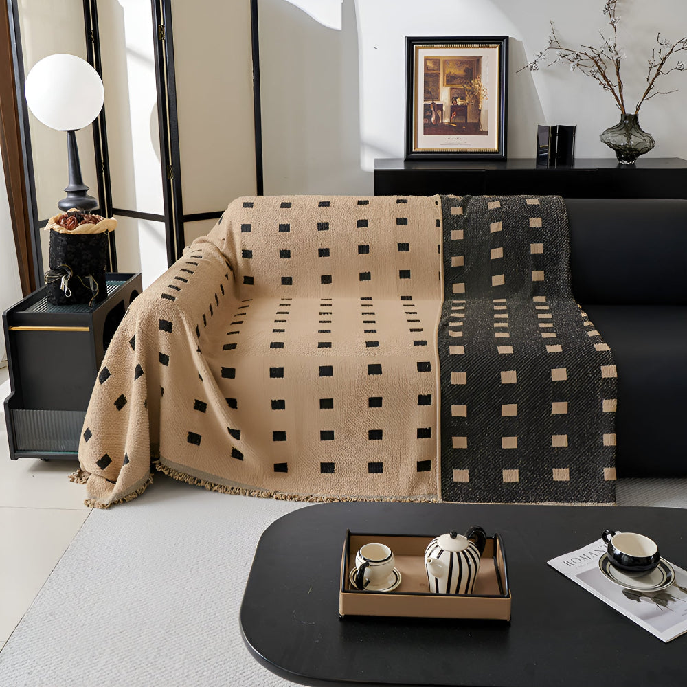 Blødt sofabetræk i mikrofiber med moderne firkantmønster på sofa i stuen