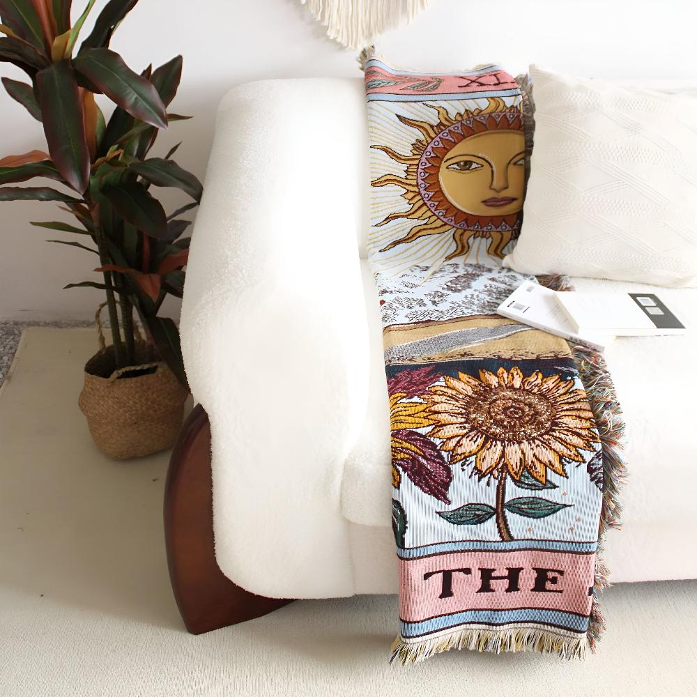 Boho vægtæppe med solen fra tarotkort i jacquardvævning