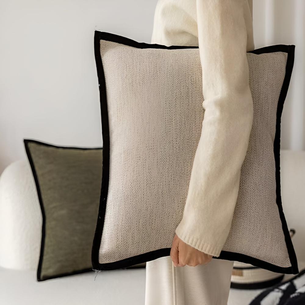 Pudebetræk i fransk vintagestil med vævet jacquardmønster på sofaen