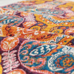 Stort badehåndklæde i bomuld med farverigt vintage boho-mønster