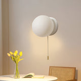 AuraGlow | Væglampe Minimalistisk – LED Glas Globe Trækledning
