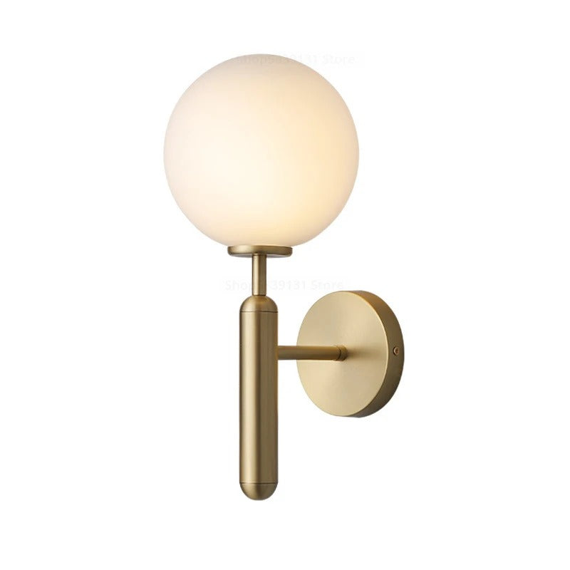 BrassGlow | Væglampe Skandinavisk – LED Messing Glas Globus