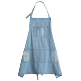 Klassisk forklæde i blå denim med lommer til køkkenet