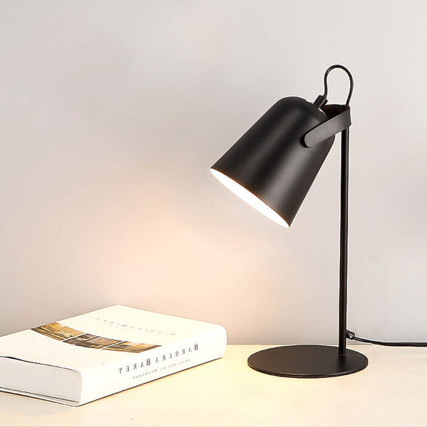HyggeLume | Bordlampe Skandinavisk - LED Kegle Design