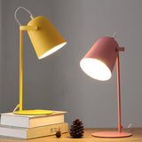 HyggeLume | Bordlampe Skandinavisk - LED Kegle Design