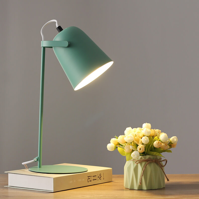 HyggeLume | Bordlampe Skandinavisk - LED Kegle Design