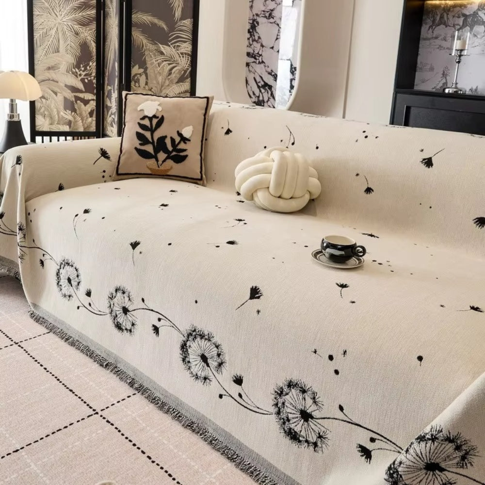 Sofabetræk med mælkebøtteprint i Japandi-stil på sofa