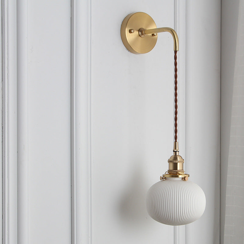 NordicAura | Væglampe Skandinavisk - Messing Riflet Glas LED