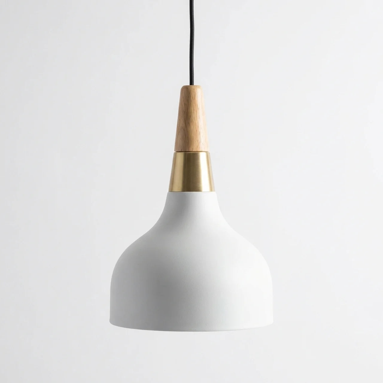 NordicDrop | Loftslampe Skandinavisk - Kegle LED Træ