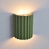 NordicGlow | Moderne Væglampe – LED Ribbet Halvcylinder