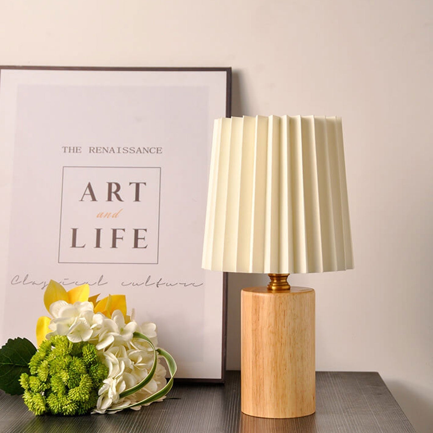 NordicLoom | Bordlampe Vintage - LED Plisseret Skærm