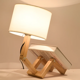 NordicTimber | Bordlampe Skandinavisk - Justerbar LED
